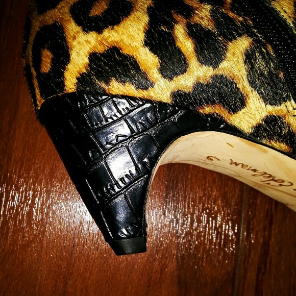 Sam Edelman "Lucy" Leopard Print Booties - Picture 4 of 8